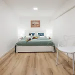 Walk To Opera & Gozsdu 4br Duplex Private Terrace Apartment