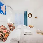 Walk To Opera & Gozsdu 4br Duplex Private Terrace Budapest