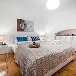 Walk To Opera & Gozsdu 4br Duplex Private Terrace *