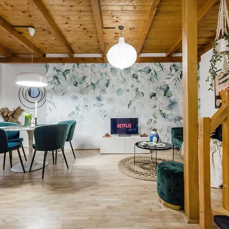 Walk To Opera & Gozsdu 4br Duplex Private Terrace * Budapest