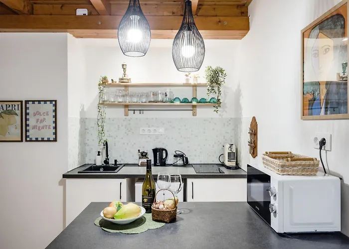 Walk To Opera & Gozsdu 4br Duplex Private Terrace * Budapest