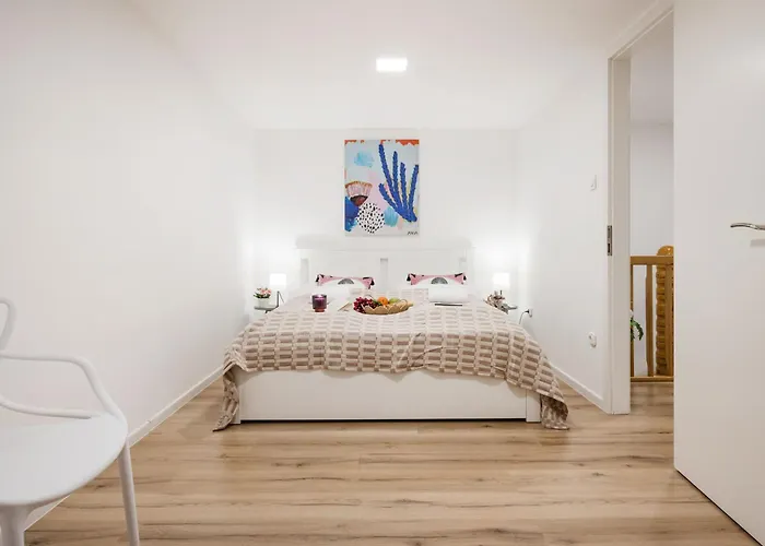 Walk To Opera & Gozsdu 4br Duplex Private Terrace Apartmán *