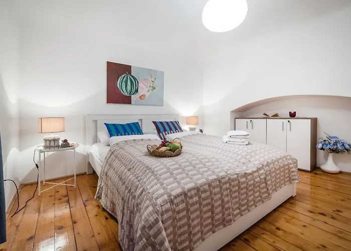 Walk To Opera & Gozsdu 4br Duplex Private Terrace *