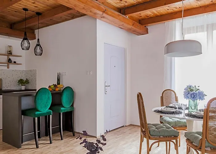 Walk To Opera & Gozsdu 4br Duplex Private Terrace