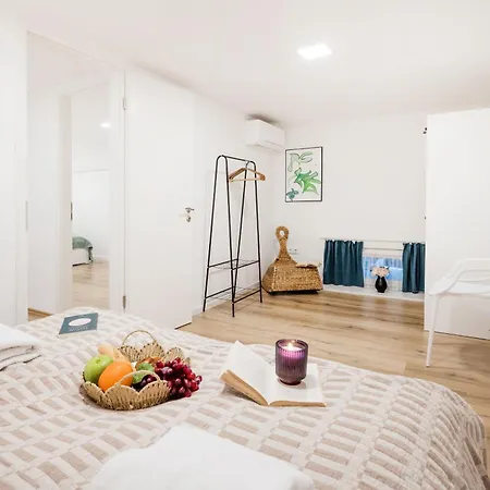 Walk To Opera & Gozsdu 4br Duplex Private Terrace Daire